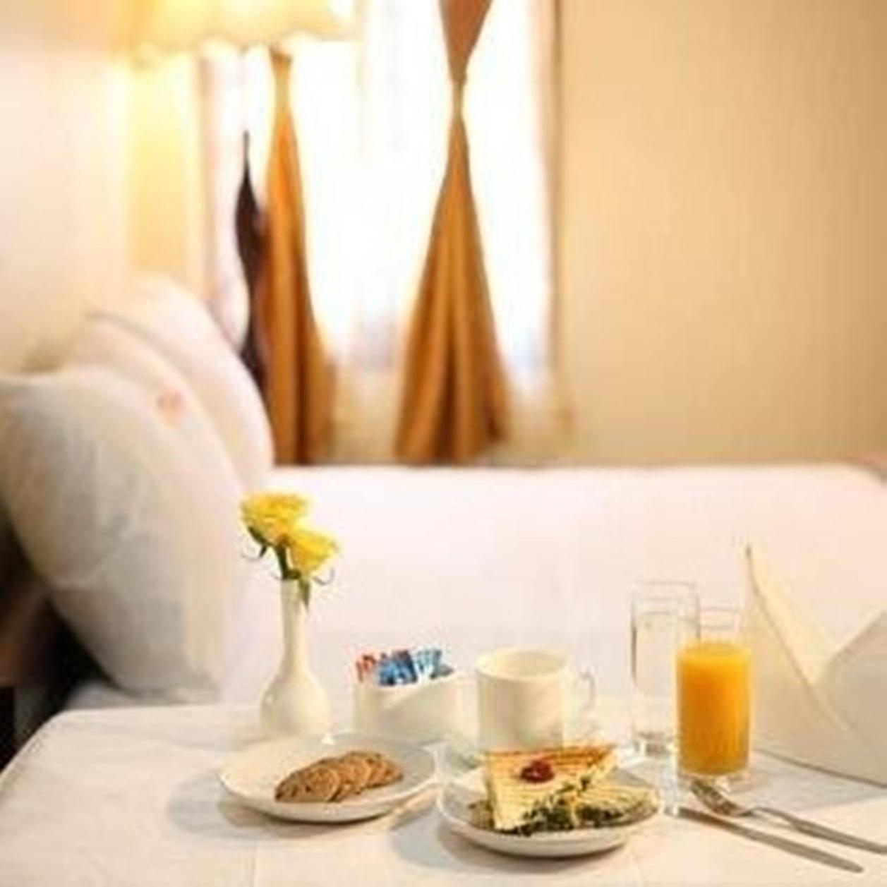 Meenakshi'S Sunshine Hotel Madurai Extérieur photo